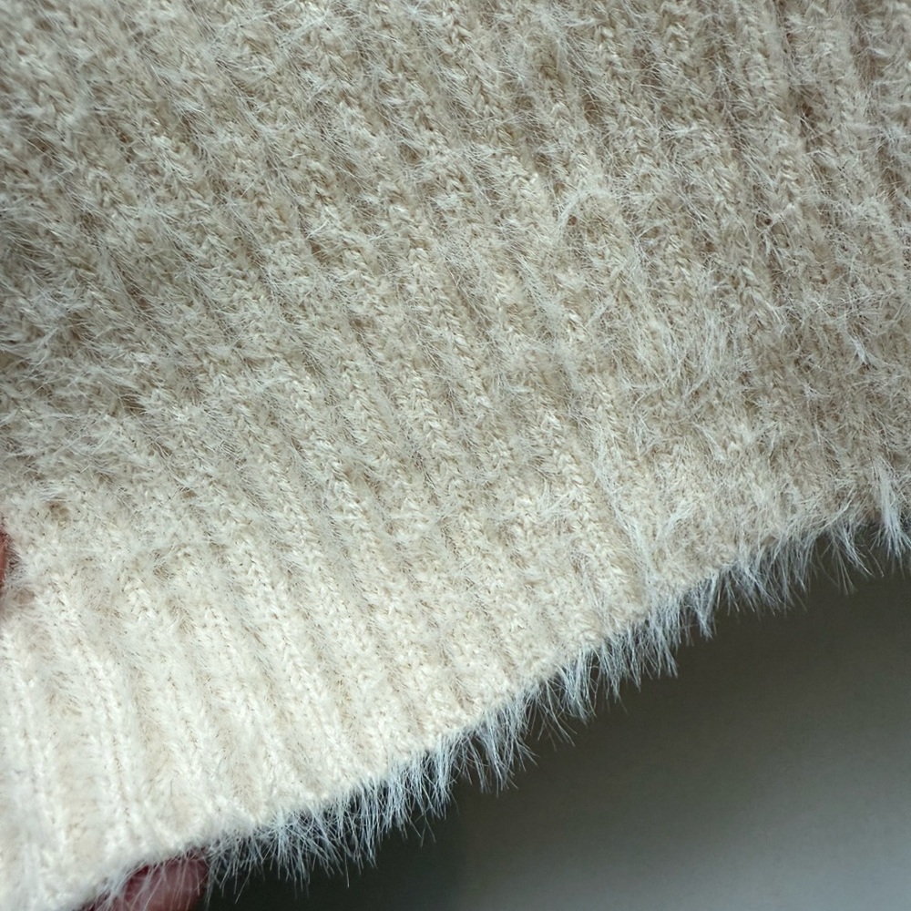 NWT Listicle Cream & Gold Crew Neck Sweater with Sequin Accents- GORGEOUS & SOFT - Picture 10 of 15